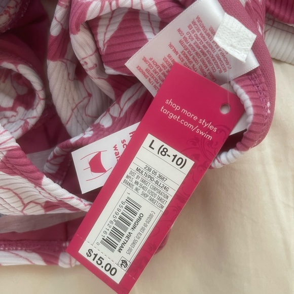 Target Swim - Picture 2 of 2